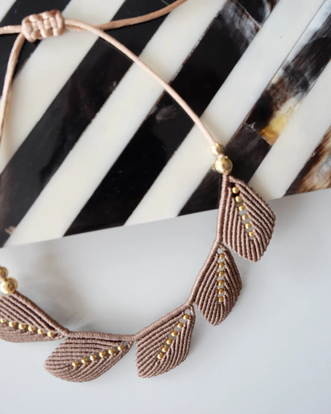 Collar Aura | Visón